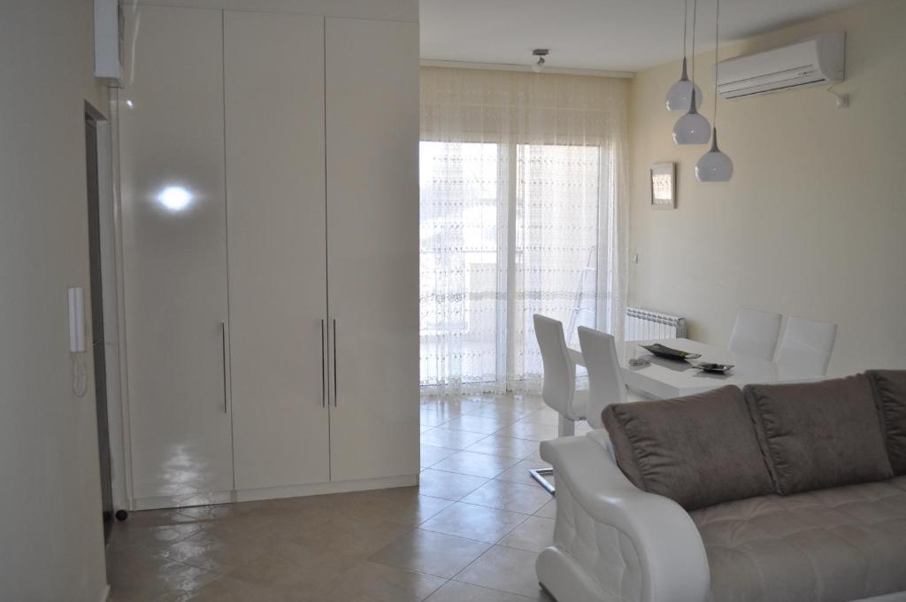 Apartments Soleado Pančevo Εξωτερικό φωτογραφία